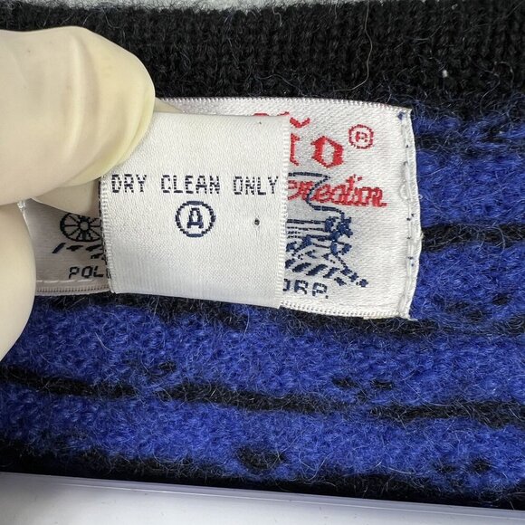 VTG Tally-Ho Womens XL Boiled Wool Cardigan Sweater Decorative Buttons Fair Isle - Picture 15 of 16